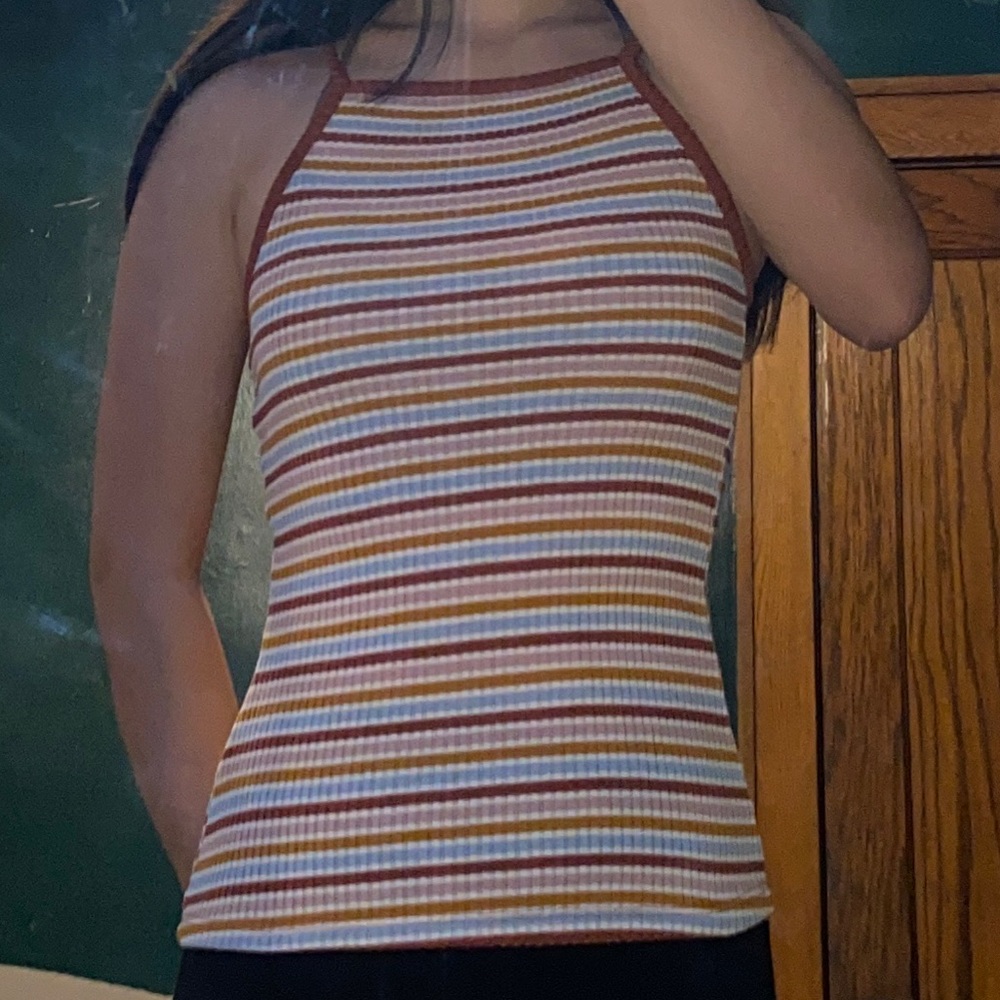 Rue 21 tank